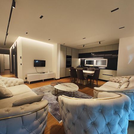 Skyline Exclusive Apartment Peje Exterior photo