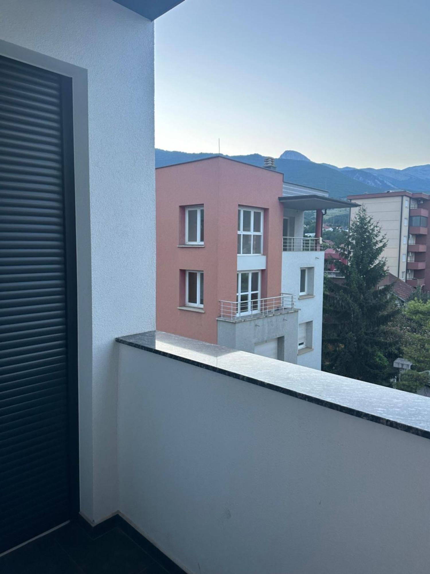 Skyline Exclusive Apartment Peje Exterior photo